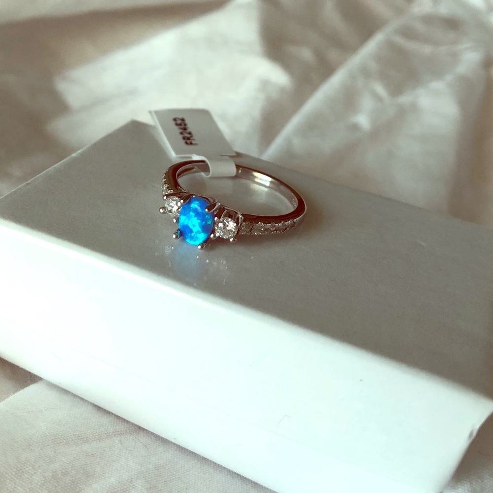 NWT Blue Lab Opal/Sterling Silver Ring S8
